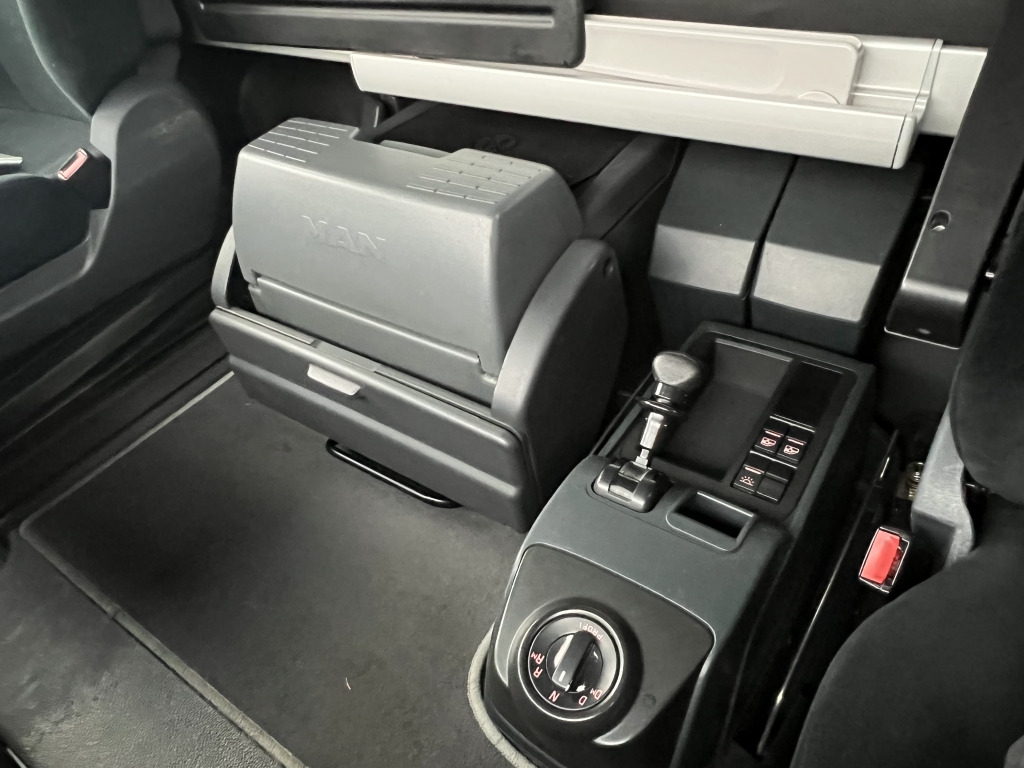 MAN TGX 26.440 Retarder Standklima LBW MitsubisTU100 - Рефрижератор камион: снимка 5 MAN TGX 26.440 Retarder Standklima LBW MitsubisTU100 - Рефрижератор камион: снимка 5