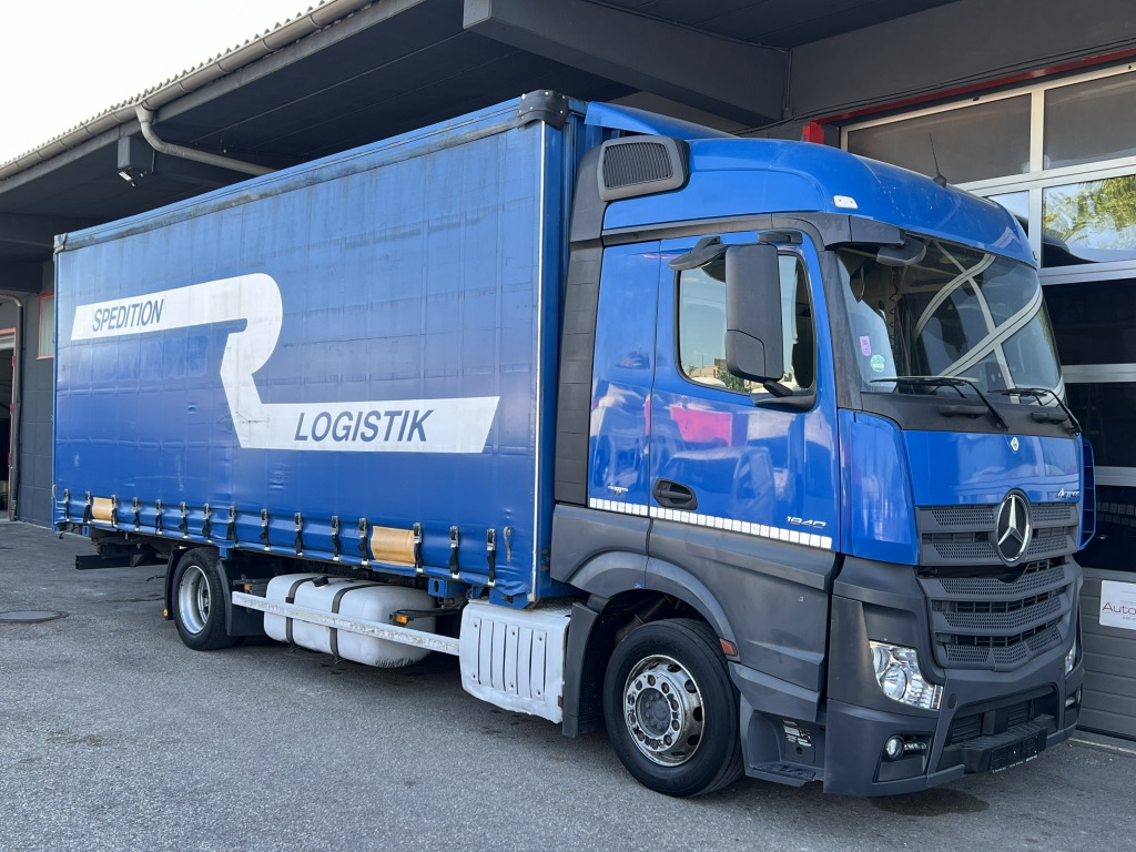 Mercedes-Benz Actros 1840 MEGA Jumbo Klima Reatarder ACC-Tempo - Камион с брезент: снимка 1 Mercedes-Benz Actros 1840 MEGA Jumbo Klima Reatarder ACC-Tempo - Камион с брезент: снимка 1