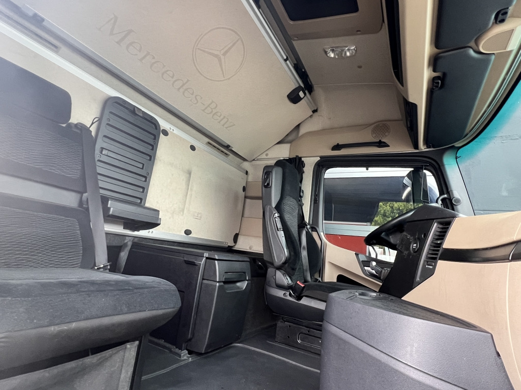 Лизинг на Mercedes-Benz Actros 1840 MEGA Jumbo Klima Reatarder ACC-Tempo Mercedes-Benz Actros 1840 MEGA Jumbo Klima Reatarder ACC-Tempo: снимка 13