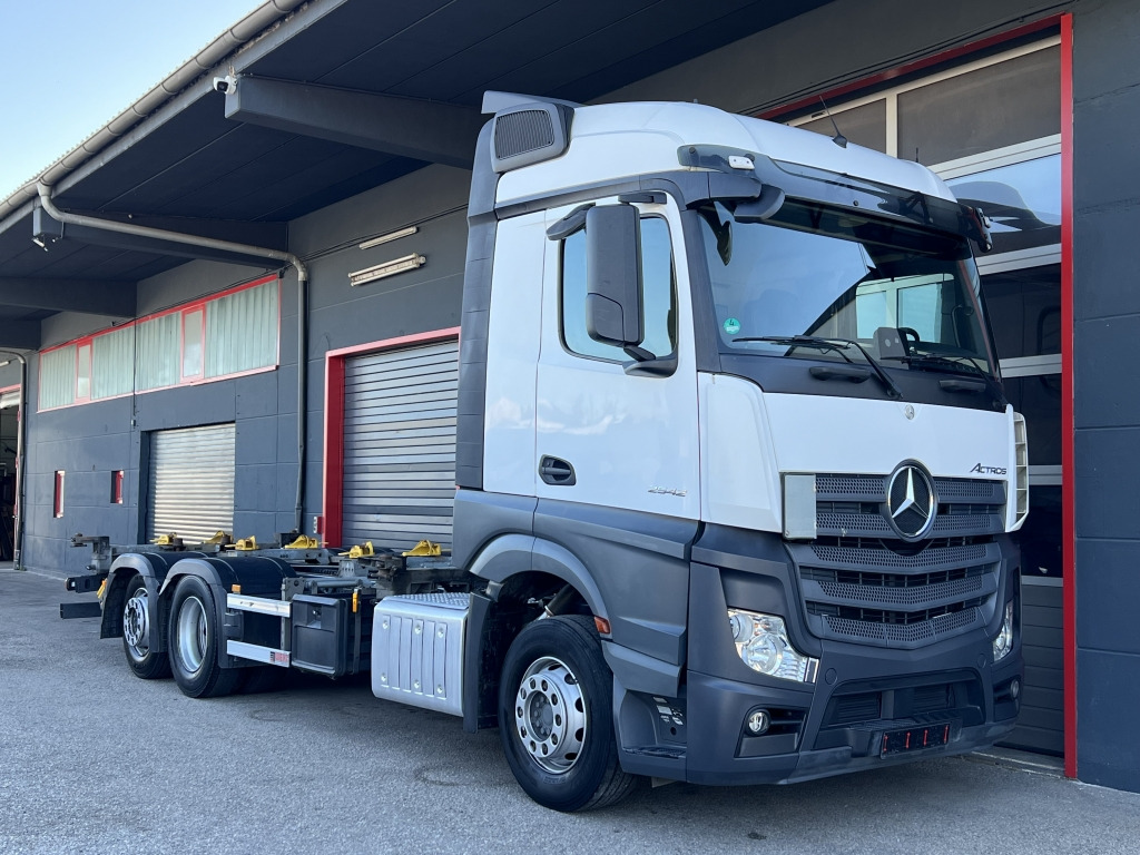 Mercedes-Benz Actros 2542 Klima Retader SDG715 745 BDF Scheckh - Контейнеровоз/ Сменна каросерия камион: снимка 1 Mercedes-Benz Actros 2542 Klima Retader SDG715 745 BDF Scheckh - Контейнеровоз/ Сменна каросерия камион: снимка 1