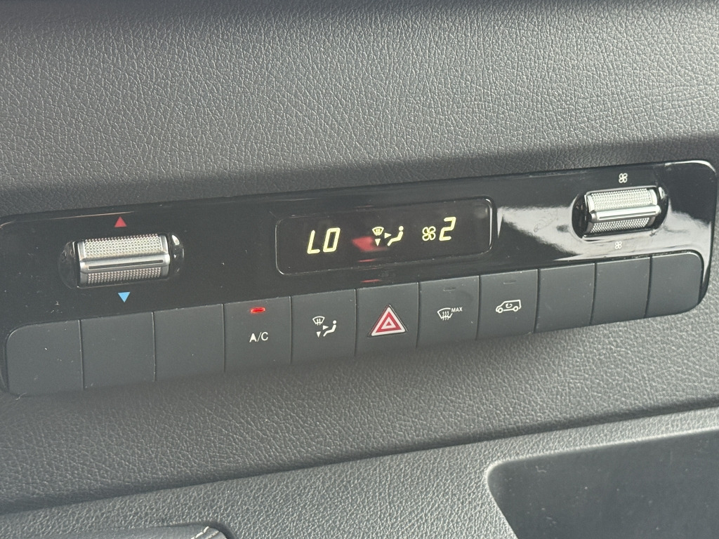 Mercedes-Benz Sprinter 315 CDI Klima Kamera UPS-Integralkoffer - Лекотоварен автомобил фургон: снимка 2 Mercedes-Benz Sprinter 315 CDI Klima Kamera UPS-Integralkoffer - Лекотоварен автомобил фургон: снимка 2