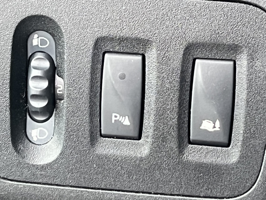 Opel Movano Klima MAXI Parkpilotsyst Heckflügeltüren - Товарен бус: снимка 3 Opel Movano Klima MAXI Parkpilotsyst Heckflügeltüren - Товарен бус: снимка 3