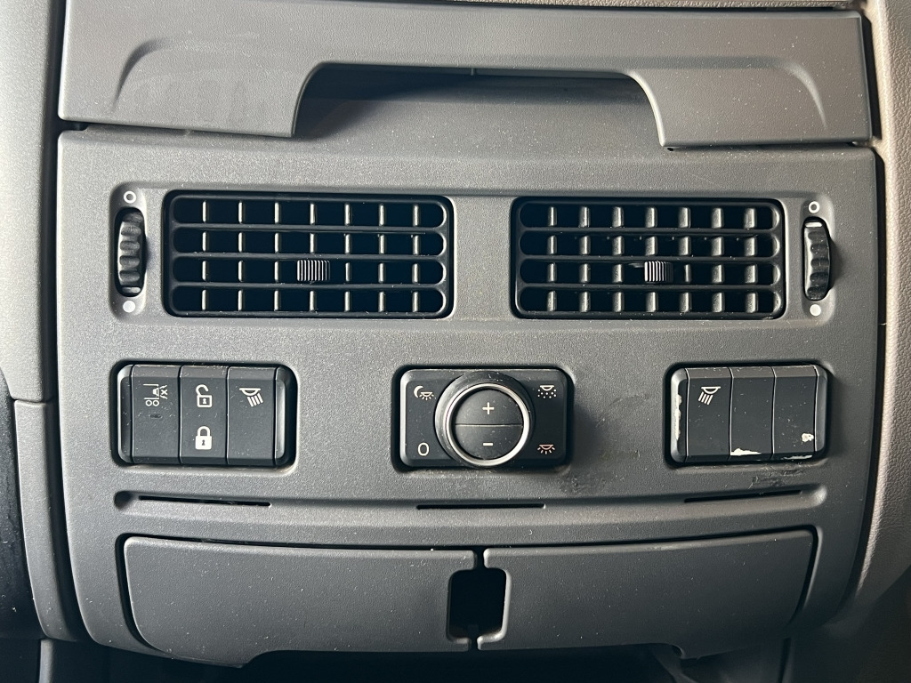 Daf XF 530 SuperSpaceCab Klima+Standklima Retarder - Влекач: снимка 4 Daf XF 530 SuperSpaceCab Klima+Standklima Retarder - Влекач: снимка 4