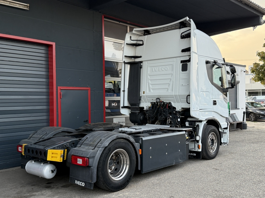 Влекач Iveco Stralis AS440S46 NP CNG Standklima 8x Tank NEU!!: снимка 10