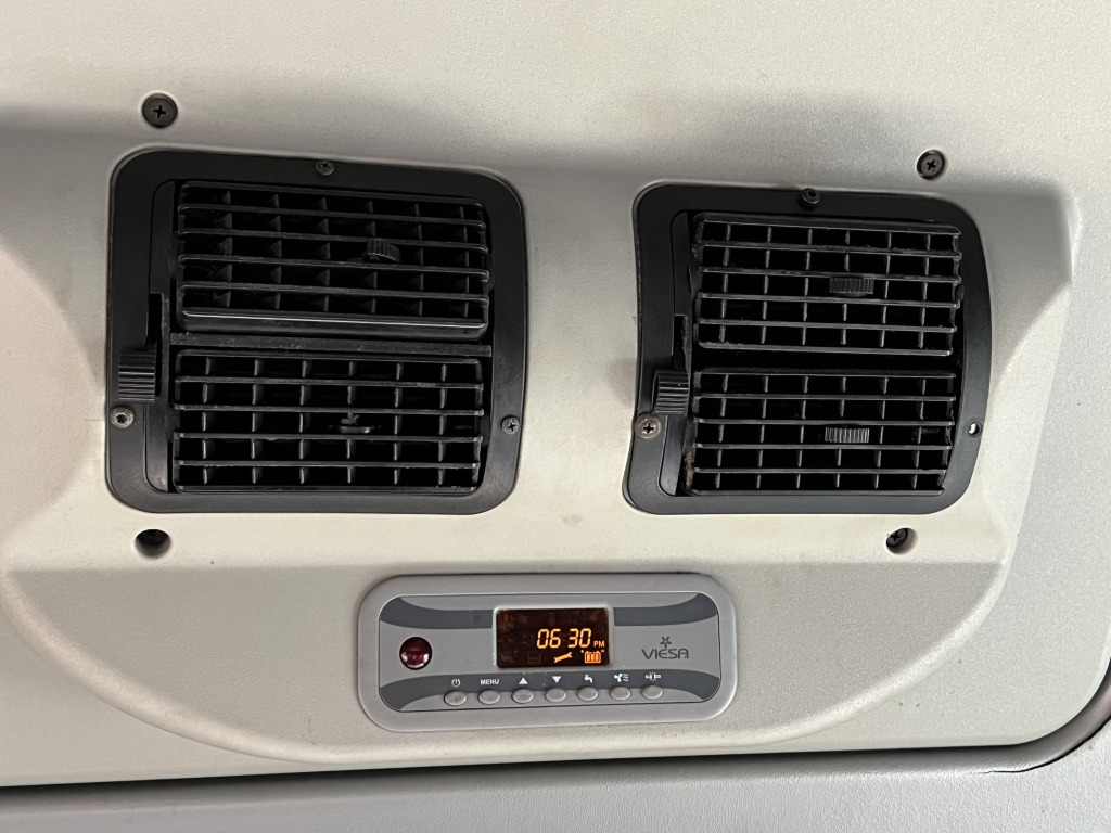 MAN TGX 18.500 ComfortShift Standklima NAVI 2x PTO - Влекач: снимка 5 MAN TGX 18.500 ComfortShift Standklima NAVI 2x PTO - Влекач: снимка 5