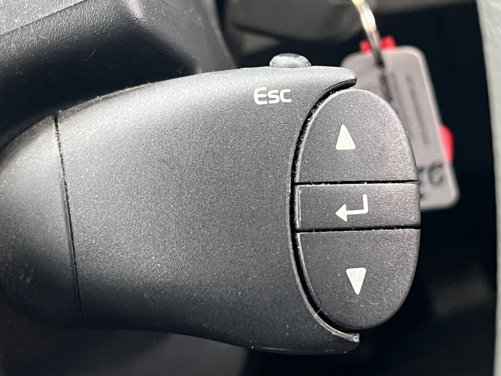 Volvo FL 260 7,2m LBW Klima Tempomat AHK Orig. 125'km - Камион с брезент: снимка 4 Volvo FL 260 7,2m LBW Klima Tempomat AHK Orig. 125'km - Камион с брезент: снимка 4