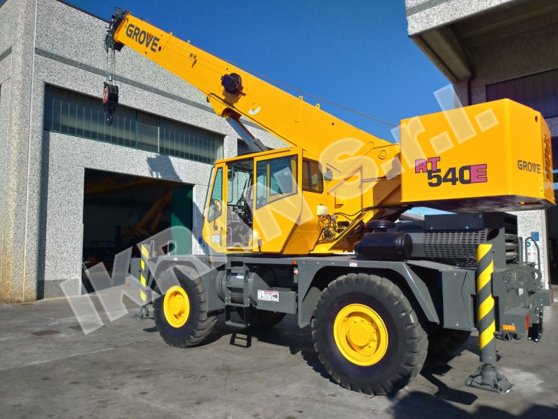 Grove RT540E - Кран за пресечени терени: снимка 1 Grove RT540E - Кран за пресечени терени: снимка 1