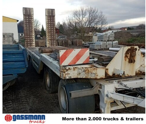 AT 400, Verbr. auf 3m, Radmulden, hydr. Rampen - Нискорамна площадка ремарке: снимка 3 AT 400, Verbr. auf 3m, Radmulden, hydr. Rampen - Нискорамна площадка ремарке: снимка 3