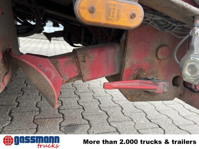 Goldhofer TU 3-24/80, hydr. Rampen, Verbr. auf 3m - Нискорамна площадка ремарке: снимка 3 Goldhofer TU 3-24/80, hydr. Rampen, Verbr. auf 3m - Нискорамна площадка ремарке: снимка 3