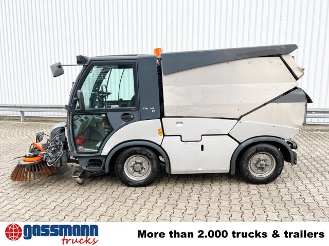 Hako Multicar Citymaster 2000 2B Kehrmaschine 4x2 - Мотометачна машина: снимка 2 Hako Multicar Citymaster 2000 2B Kehrmaschine 4x2 - Мотометачна машина: снимка 2
