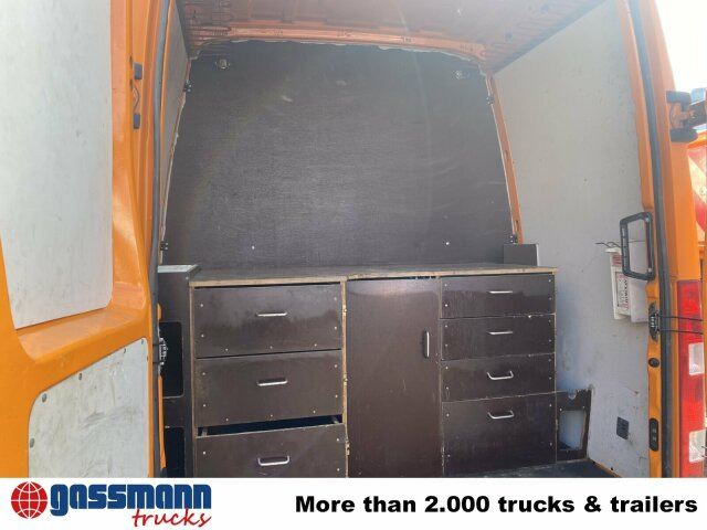 Iveco Daily 35S12 2,3 HPI 4x2, 8 Sitzplätze - Бус с двойна кабина: снимка 5 Iveco Daily 35S12 2,3 HPI 4x2, 8 Sitzplätze - Бус с двойна кабина: снимка 5