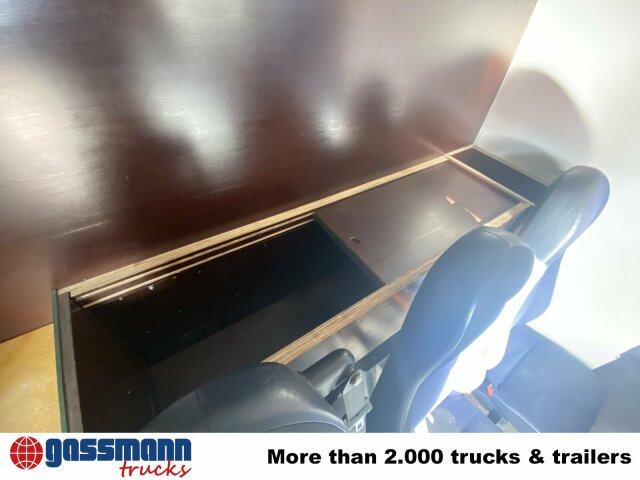 Iveco Daily 35S12 2,3 HPI 4x2, 8 Sitzplätze - Бус с двойна кабина: снимка 4 Iveco Daily 35S12 2,3 HPI 4x2, 8 Sitzplätze - Бус с двойна кабина: снимка 4