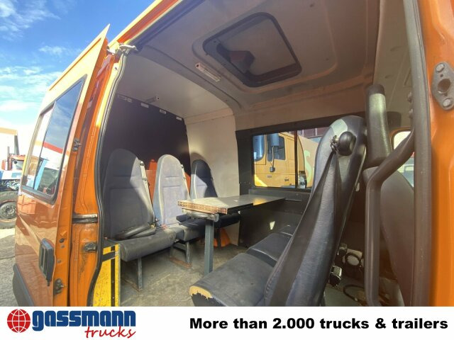 Iveco Daily 35S12 2,3 HPI 4x2, 8 Sitzplätze - Бус с двойна кабина: снимка 3 Iveco Daily 35S12 2,3 HPI 4x2, 8 Sitzplätze - Бус с двойна кабина: снимка 3