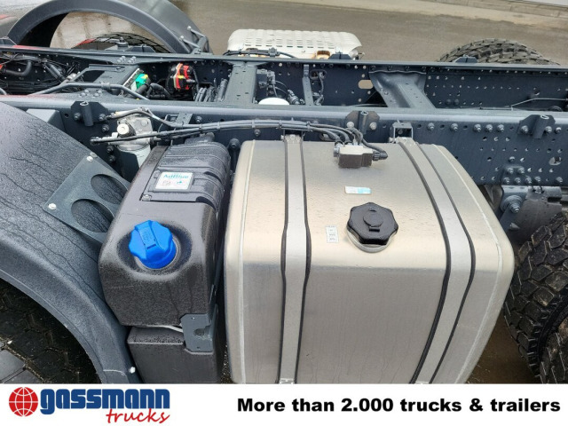 Iveco T-Way AT410T51 8x4, Retarder, Nebenantrieb, 4x - Шаси кабина: снимка 2 Iveco T-Way AT410T51 8x4, Retarder, Nebenantrieb, 4x - Шаси кабина: снимка 2