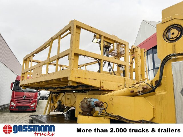 Камион цистерна, Камион с кран Iveco Trakker AD260T36 6x4, AMV Hubsteiger +: снимка 14