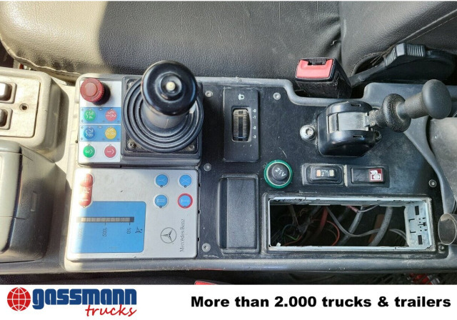 Unimog U 20 4x4, Zapfwelle, Kran Hiab 022D-3 HiDuo, - Лекотоварен автомобил: снимка 4 Unimog U 20 4x4, Zapfwelle, Kran Hiab 022D-3 HiDuo, - Лекотоварен автомобил: снимка 4