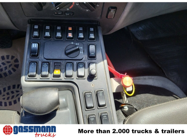 Unimog U 20 4x4, Zapfwelle, Kran Hiab 022D-3 HiDuo, - Лекотоварен автомобил: снимка 5 Unimog U 20 4x4, Zapfwelle, Kran Hiab 022D-3 HiDuo, - Лекотоварен автомобил: снимка 5