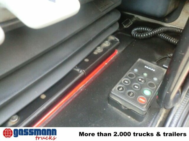 MAN L35 10.163 4x2 - Камион фургон: снимка 3 MAN L35 10.163 4x2 - Камион фургон: снимка 3