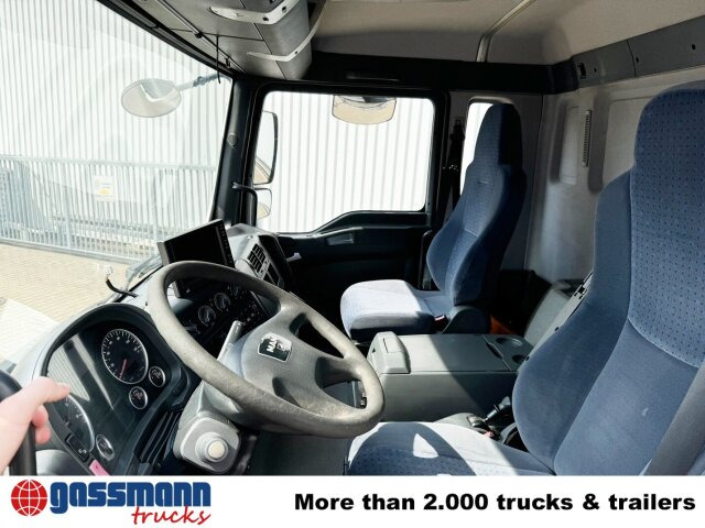 MAN TGA 26.390 6X2-4 BL, Lenk-/Liftachse, Willig - Камион цистерна: снимка 5 MAN TGA 26.390 6X2-4 BL, Lenk-/Liftachse, Willig - Камион цистерна: снимка 5