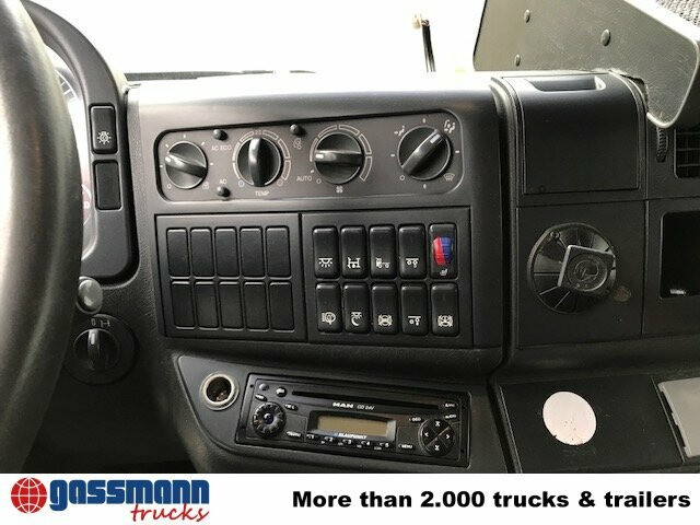 MAN TGA 26.440 6x2-2BL - Шаси кабина: снимка 5 MAN TGA 26.440 6x2-2BL - Шаси кабина: снимка 5