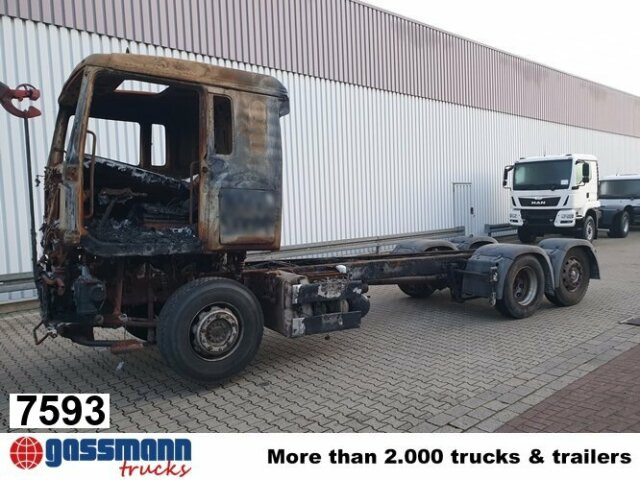 MAN TGA 26.440 6x2 BL Brandschaden - Шаси кабина: снимка 1 MAN TGA 26.440 6x2 BL Brandschaden - Шаси кабина: снимка 1