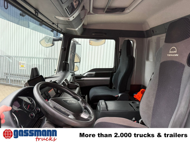 MAN TGS 26.400 6x2-4 LL, Lenk-/Liftachse - Бордови камион, Камион с кран: снимка 3 MAN TGS 26.400 6x2-4 LL, Lenk-/Liftachse - Бордови камион, Камион с кран: снимка 3