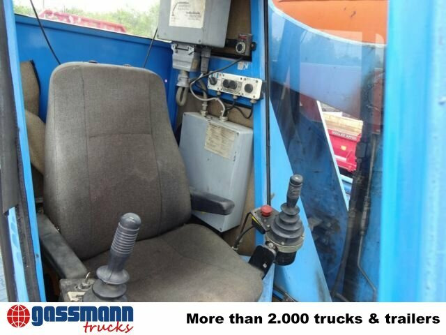 Mercedes-Benz 2638 K 6x4 mit Heckkran Palfinger PK 68000 - Камион с кран: снимка 5 Mercedes-Benz 2638 K 6x4 mit Heckkran Palfinger PK 68000 - Камион с кран: снимка 5