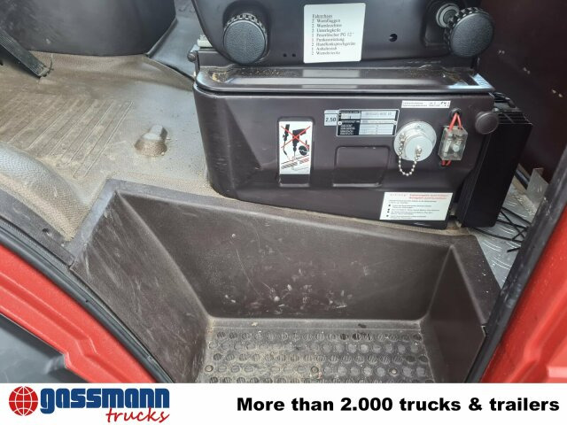 Mercedes-Benz 814 D 4x2 Doka, LF 8/6 - Пожарна кола: снимка 4 Mercedes-Benz 814 D 4x2 Doka, LF 8/6 - Пожарна кола: снимка 4