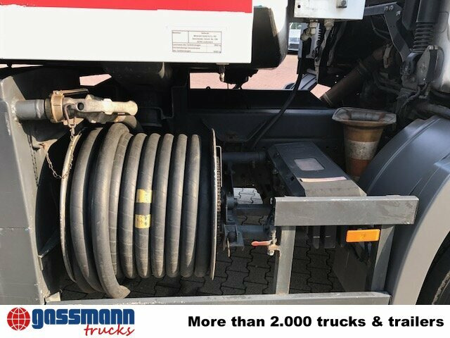 Mercedes-Benz Actros 1841 L 4x2, Esterer Tankaufbau ca. - Камион цистерна: снимка 3 Mercedes-Benz Actros 1841 L 4x2, Esterer Tankaufbau ca. - Камион цистерна: снимка 3