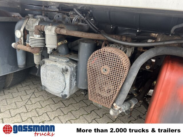 Mercedes-Benz Actros 2541 L 6x2, Lenkachse, Küller Saug- und - Мотометачна машина: снимка 2 Mercedes-Benz Actros 2541 L 6x2, Lenkachse, Küller Saug- und - Мотометачна машина: снимка 2