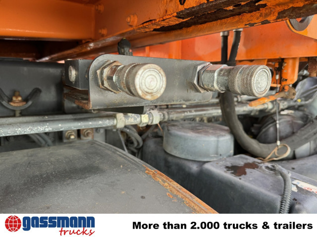 Самосвал камион, Камион с кран Mercedes-Benz Axor 1833 AK 4x4, Winterdienstausstattung, Kran: снимка 12 Самосвал камион, Камион с кран Mercedes-Benz Axor 1833 AK 4x4, Winterdienstausstattung, Kran: снимка 12