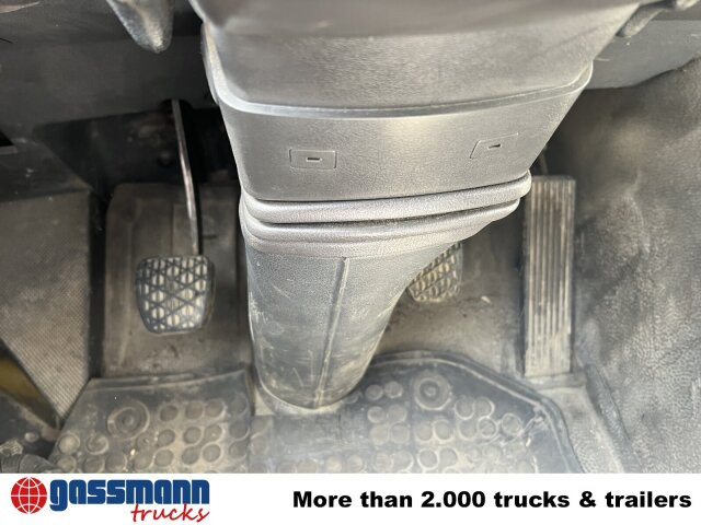 Mercedes-Benz SK II 2638/44 A 6x6, V8, Retarder - Шаси кабина: снимка 4 Mercedes-Benz SK II 2638/44 A 6x6, V8, Retarder - Шаси кабина: снимка 4