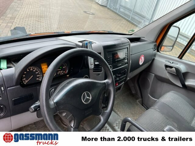 Mercedes-Benz Sprinter 515 CDI 4x2 - Товарен бус: снимка 4 Mercedes-Benz Sprinter 515 CDI 4x2 - Товарен бус: снимка 4
