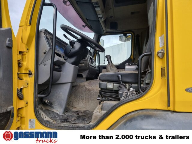 Renault Kerax 380.26 6x4, Bordmatik links - Самосвал камион: снимка 2 Renault Kerax 380.26 6x4, Bordmatik links - Самосвал камион: снимка 2