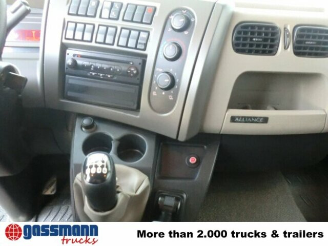 Renault Midlum 220 DXi 4x2 - За напитки камион: снимка 3 Renault Midlum 220 DXi 4x2 - За напитки камион: снимка 3