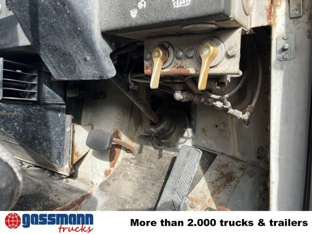 Saurer V5 4x2 - Бордови камион: снимка 3 Saurer V5 4x2 - Бордови камион: снимка 3