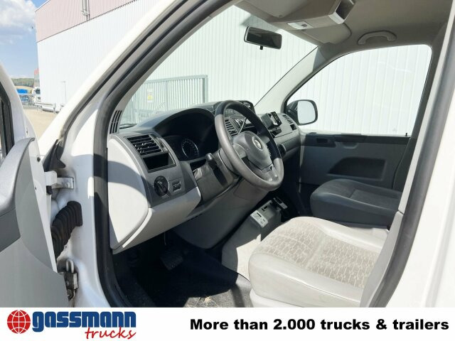 Volkswagen T5 2.0 TDI 4x2, Krankenwagen - Линейка: снимка 3 Volkswagen T5 2.0 TDI 4x2, Krankenwagen - Линейка: снимка 3