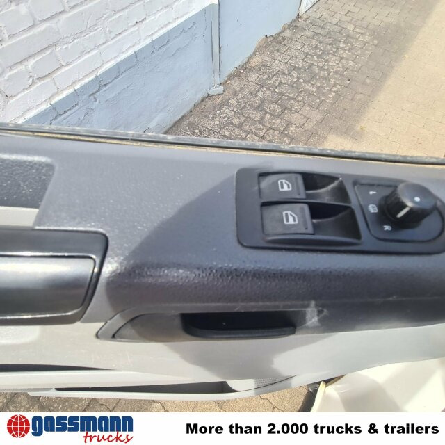 Volkswagen T5 2.0 TDI, Krankenwagen - Линейка: снимка 5 Volkswagen T5 2.0 TDI, Krankenwagen - Линейка: снимка 5