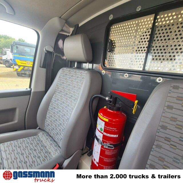 Volkswagen T5 2.0 TDI, Krankenwagen - Линейка: снимка 2 Volkswagen T5 2.0 TDI, Krankenwagen - Линейка: снимка 2
