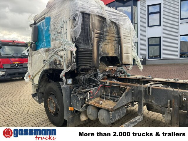 Volvo FM 380 6x4 R mit Brandschaden - Самосвал камион: снимка 2 Volvo FM 380 6x4 R mit Brandschaden - Самосвал камион: снимка 2