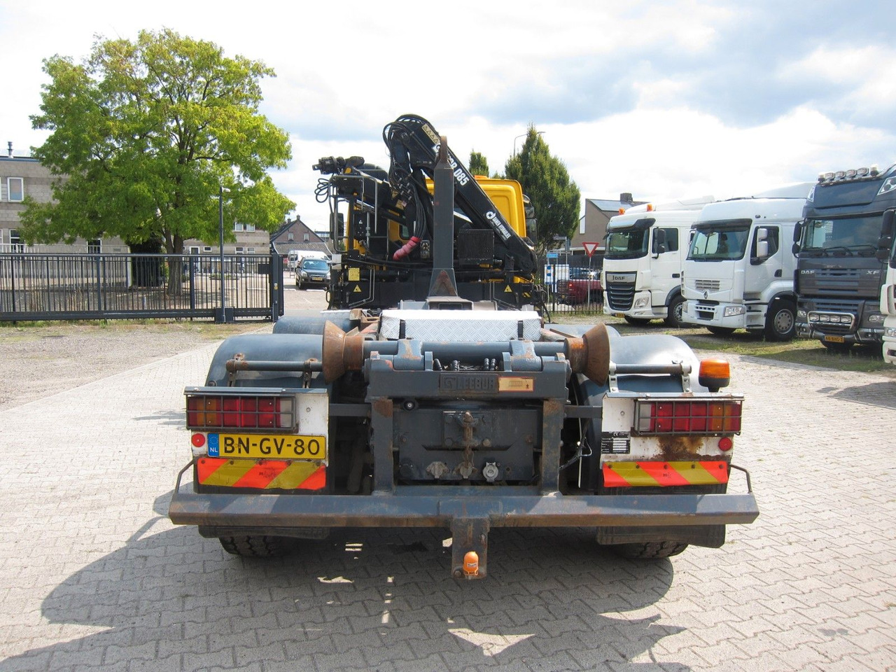 DAF CF 75 310 6X2*4 Hiab Kran Haken Manual Funk E3 - Мултилифт с кука камион, Камион с кран: снимка 4 DAF CF 75 310 6X2*4 Hiab Kran Haken Manual Funk E3 - Мултилифт с кука камион, Камион с кран: снимка 4
