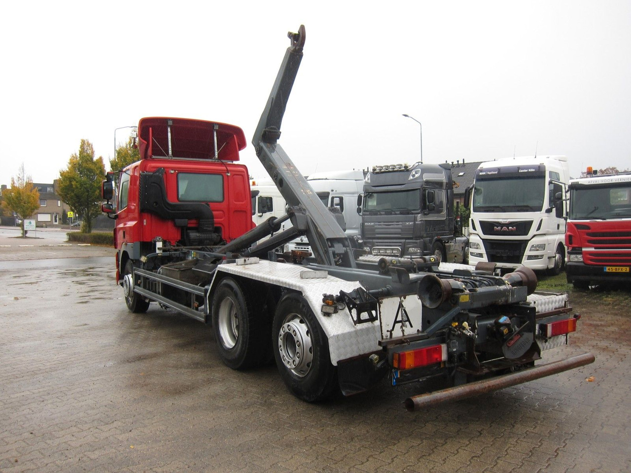 Лизинг на  DAF CF 85 410 6X2*4 Meiller Haken Manual Retarder DAF CF 85 410 6X2*4 Meiller Haken Manual Retarder: снимка 9