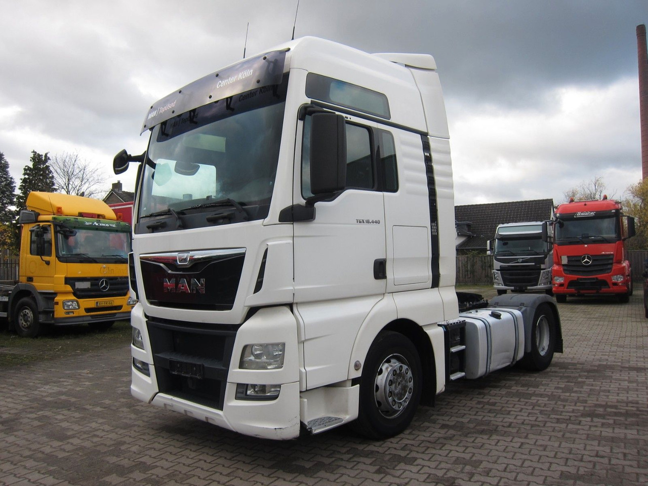 MAN TGX 18 440 XXL Retarder 730tkm 2xTank - Влекач: снимка 3 MAN TGX 18 440 XXL Retarder 730tkm 2xTank - Влекач: снимка 3