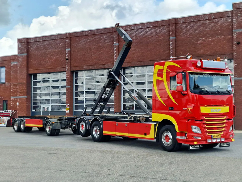 DAF XF 440 SpaceCab 6x2*4 - VDL Hooklift 21T + GS Meppel trailer 2004 - Камион с кабелна система: снимка 1 DAF XF 440 SpaceCab 6x2*4 - VDL Hooklift 21T + GS Meppel trailer 2004 - Камион с кабелна система: снимка 1