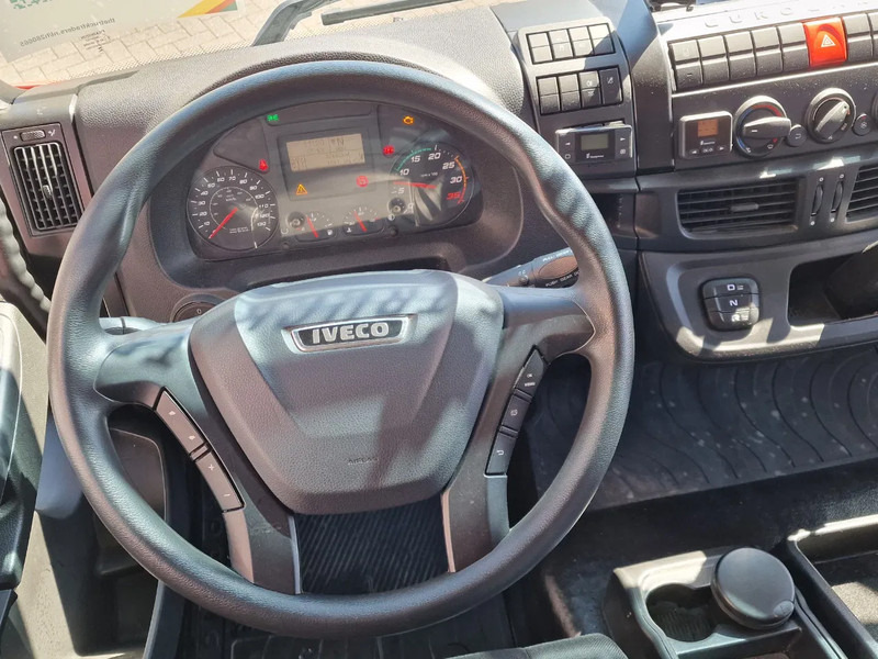 Камион фургон Iveco Eurocargo 75-190 Isotherm box - Zepro loadlift - Low KM - Airco - Euro 6 - Camera: снимка 19 Камион фургон Iveco Eurocargo 75-190 Isotherm box - Zepro loadlift - Low KM - Airco - Euro 6 - Camera: снимка 19