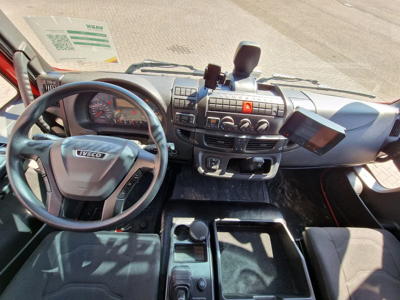 Камион фургон Iveco Eurocargo 75-190 Isotherm box - Zepro loadlift - Low KM - Airco - Euro 6 - Camera: снимка 20 Камион фургон Iveco Eurocargo 75-190 Isotherm box - Zepro loadlift - Low KM - Airco - Euro 6 - Camera: снимка 20