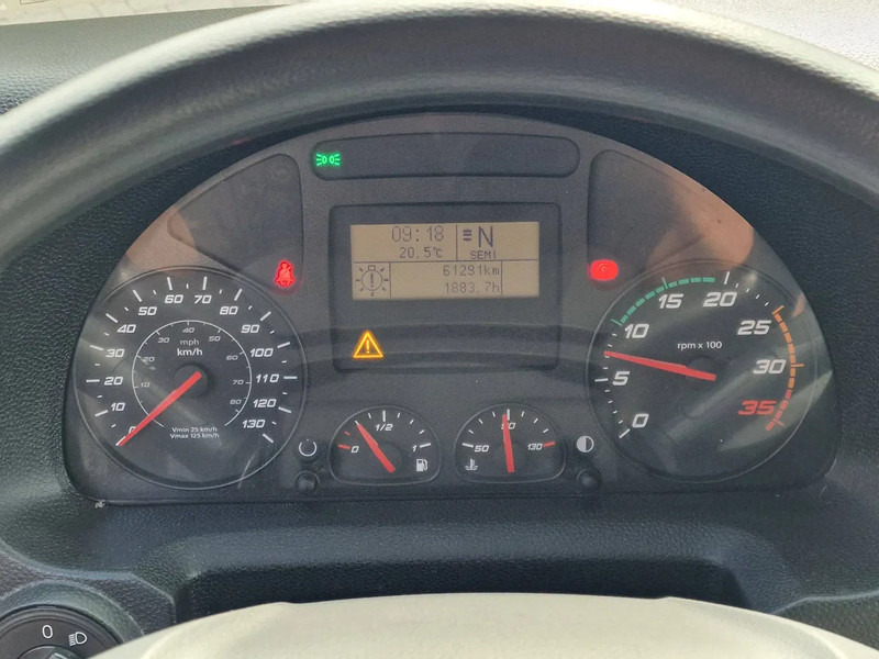 Камион фургон Iveco Eurocargo 75-190 Isotherm box - Zepro loadlift - Low KM - Airco - Euro 6: снимка 15