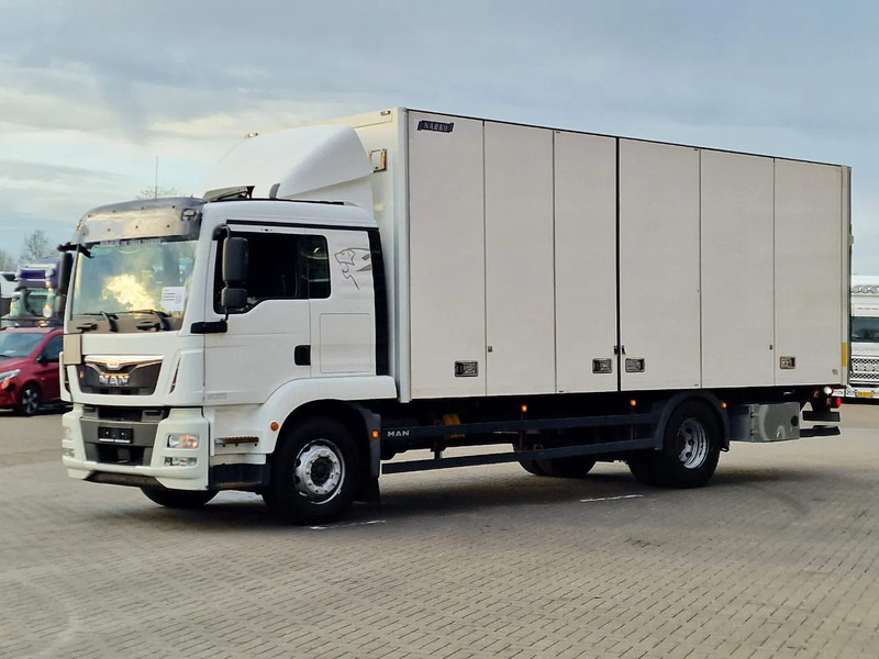 MAN TGM 18.340 4x2 - Sleepercab - Box with sidedoors - Loadlift - Full air - Euro 6 - Automatic - Камион фургон: снимка 3 MAN TGM 18.340 4x2 - Sleepercab - Box with sidedoors - Loadlift - Full air - Euro 6 - Automatic - Камион фургон: снимка 3