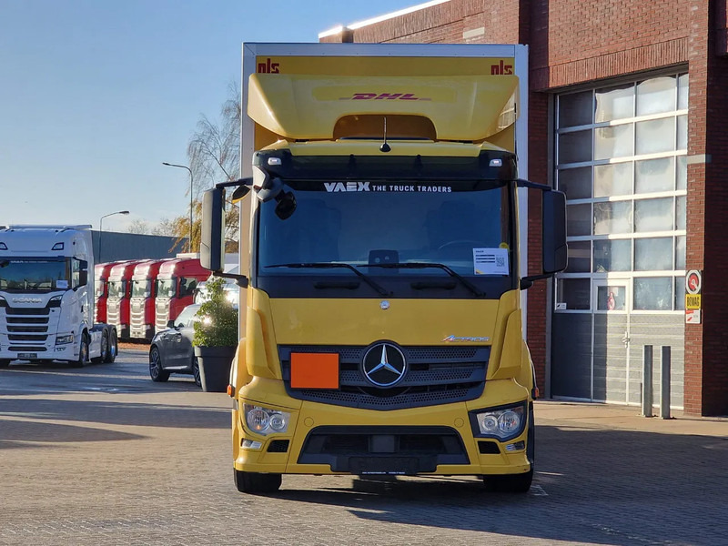 Mercedes-Benz Actros 1827 4x2 Sleepercab - Box with side doors - Loadlift - Low KM - Full air - A/C - Камион фургон: снимка 2 Mercedes-Benz Actros 1827 4x2 Sleepercab - Box with side doors - Loadlift - Low KM - Full air - A/C - Камион фургон: снимка 2