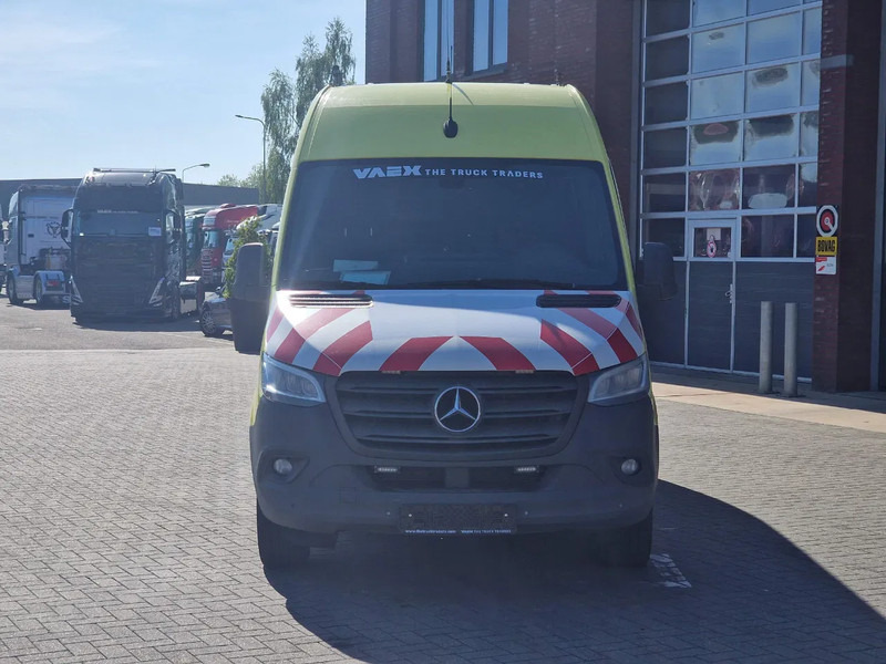 Mercedes-Benz Sprinter 314 Convoi Exceptionnel / Camper - 6 seats - Bed - Fridge - Euro 6 - Automatic gearbox - Товарен бус: снимка 2 Mercedes-Benz Sprinter 314 Convoi Exceptionnel / Camper - 6 seats - Bed - Fridge - Euro 6 - Automatic gearbox - Товарен бус: снимка 2